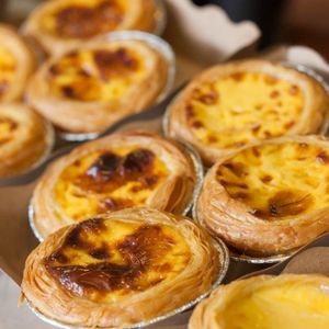 Proveedor Mayorista de Exportación, Envío Rápido, Servicio OEM/ODM, HALAL, Tarta de Huevo Portuguesa Congelada, Sin Hornear, 660G - Product Image 5