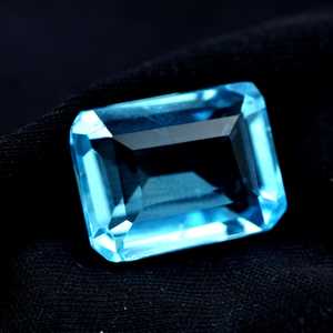 พลอยอะความารีนธรรมชาติแท้ สีฟ้าสดใส ทรงเอเมอรัลด์คัท  หินประจำเดือนมีนาคม สำหรับทำแหวนและจี้ - Product Image 1