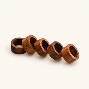 Anneaux de serviette en bois faits à la main, décoration de table écologique pour mariages et événements festifs, porte-serviettes en bois massif de qualité supérieure - Product Image 1