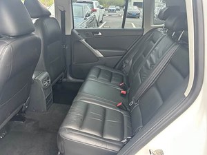 Volkswagen <span class=keywords><strong>Tiguan</strong></span> <span class=keywords><strong>2012</strong></span> 1.8TSI Automatique à deux roues motrices, version Elite, bon <span class=keywords><strong>prix</strong></span>, fabriqué en Chine - Product Image 5