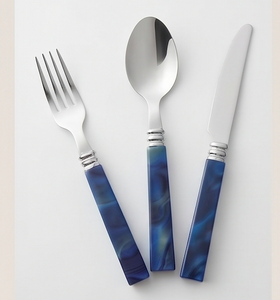 Ensemble de couverts finis argentés avec manche en résine bleu marine pour la restauration, les mariages, les fêtes, la maison, la cuisine et les restaurants - Product Image 1