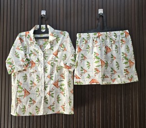 Conjunto de Pijama de Algodón 100% para Mujer, Cómodo, Transpirable, con Estampado de Plantas Frescas, Manga Corta y Pantalones Cortos, Suave, para Verano y Otoño - Product Image 1