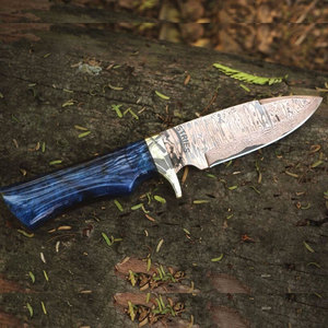 Nuevo Cuchillo Skinner de Cobre Damasco Hecho a Mano de Grado Industrial con Mango de Resina Bicolor, Cuchillos de Caza para Exteriores OEM - Product Image 4