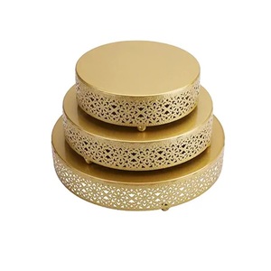 Elegante Soporte para Pastel de Metal Dorado de Diseño Vintage, de 3 Niveles, Decorativo, de Aluminio, Económico para Fiestas - Product Image 2