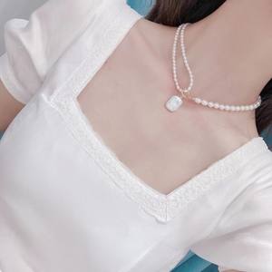 Collier de mode rétro baroque, nouvelle perle d'eau douce naturelle, style simple de célébrité d'Internet avec un design irrégulier - Product Image 4