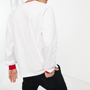 Camiseta Blanca de Manga Larga para Hombre, Cuello Redondo, Algodón Jersey, Transpirable, Diseño Liso, Ribete Rojo en Contraste, Logotipo Frontal, Estilo Casual - Product Image 4