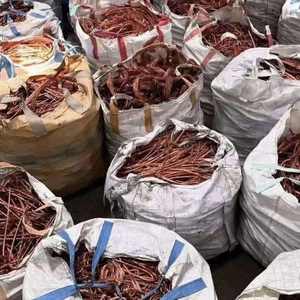 เศษทองแดงสำหรับหลอมและหล่อขึ้นรูป เศษทองแดงอุตสาหกรรมจำหน่ายจำนวนมากในราคาที่เอื้อมถึงในสหรัฐอเมริกา - Product Image 6