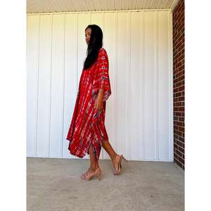 Robe kaftan imprimée rouge pour femmes, coupe ample, style bohème, robe longue légère pour la plage - Product Image 3