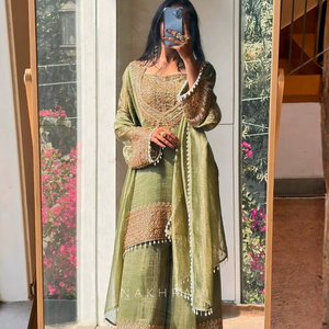 Conjunto de Kurta y Palazzo Moderno de Lujo para Mujer, de Seda Chinnon Pesada con Lentejuelas de 5mm Bordadas, de Secado Rápido, para Todas las Estaciones - Fiesta Diwali - Product Image 1