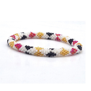 Exclusive Sale High Quality Eye Catching Design Women's Trendy Handmade Fashion Jewelry Glass <b>Beads</b> Crochet <b>Needle</b> Bracelet - Product Image 1