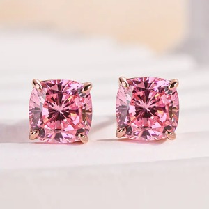 Nouvelle Collection Boucles d'oreilles en Moissanite 925 Or Rose Spécial Morganite Rose Coupe Coussin Plaqué Or Rose 18 carats - Product Image 1