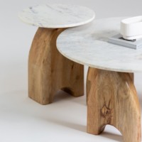 Table basse en marbre Aureo de Vandana Zenova pour salon moderne et décoration contemporaine