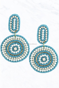 ต่างหูคริสตัลหลากสีสไตล์โบฮีเมียนประดับด้วยลูกปัดและคริสตัล งานแฮนด์เมด ดีไซน์น่ารักแบบห่วง สำหรับทุกเพศทุกวัย ขนาดสั่งทำได้ เหมาะสำหรับใส่ไปงานปาร์ตี้ - Product Image 2