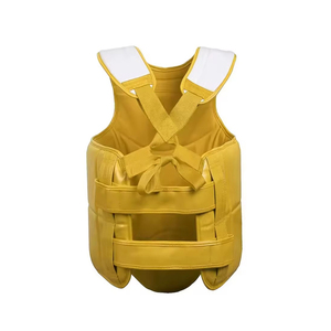 Protège-poitrine de boxe de haute qualité en cuir PU léger, respirant et extensible, protection corporelle personnalisable en couleur et taille pour MMA et Kickboxing - Product Image 3