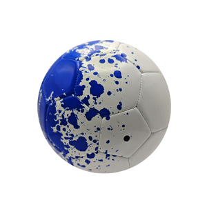 Balones de fútbol personalizados de alta calidad, duraderos, para interiores y exteriores, a precio económico, con color personalizado, de cuero resistente, con logotipo personalizado, nuevo diseño. - Product Image 3