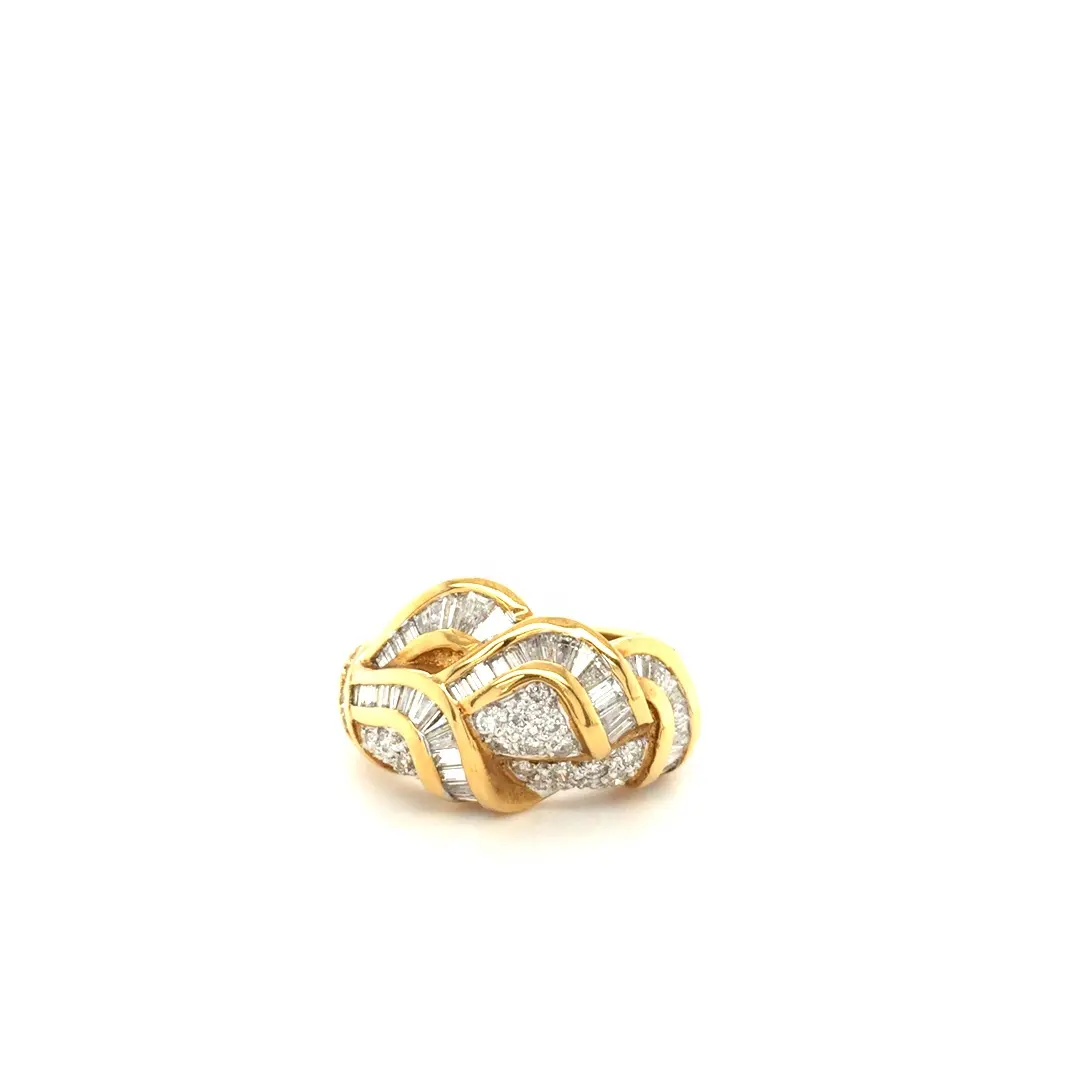 Vintage collection 18K Yellow Gold Set With Baguette Shape   Round Brilliant Cut Real Natural Diamonds Ring
