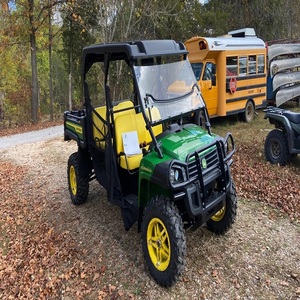 Véhicule utilitaire tout-terrain John Deere 825M S4 de qualité supérieure, moteur 250cc, transmission automatique, blocage du différentiel, exceptionnel - Product Image 1