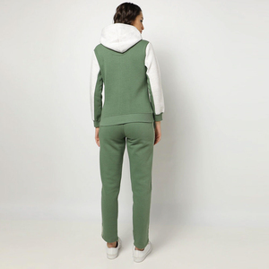 Conjunto Deportivo de Alta Calidad para Mujer, Tela Suave y Transpirable, para Entrenamiento Deportivo y Actividades al Aire Libre - Product Image 3