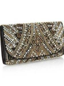 Bolso de Mano de Lujo con Motivo Floral Artesanal, Pequeño y Elegante, Bordado con Cuentas, Diseño Intrincado, Cuentas Cosidas a Mano - Product Image 4