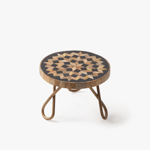 Support à gâteau en résine blanche et bois naturel, design nid d'abeille, pieds en métal robustes, faible MOQ, taille personnalisée pour mariages et usage domestique FWE - Product Image 5