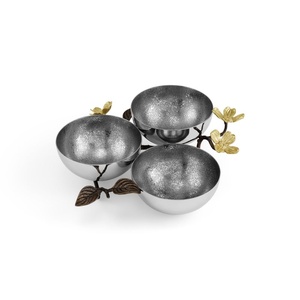 Bol à fruits en aluminium, centre de table moderne, luxe décoratif, or, écologique, durable, 2026 Saleem International - Product Image 1