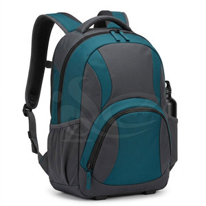 Mochila de viaje de gran capacidad con compartimentos organizados, tela ligera y correas ajustables - Product Image 2