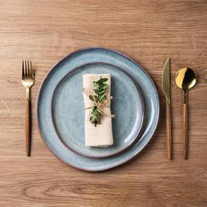 Service d'assiettes en céramique Ocean Mist, finition rustique émaillée, bordure terreux, design durable et empilable, parfait pour la table de tous les jours - Product Image 1