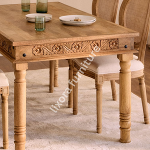 Ensemble de table à manger en bois massif artisanal de luxe pour 4 personnes, avec des sculptures florales ornées, finition naturelle en cannage - Product Image 4