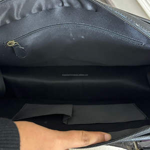 Conjunto de 2 piezas a juego: Bolso tote de cuero a cuadros y cartera de mano de cuero repujado a mano, venta al por mayor directa de fábrica - Product Image 6