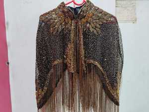 Élégante Cape Vintage Respirante à Paillettes et Pompons, Couvre-Épaules Brodé à Bouton Unique, Courte et Fine en Nylon pour Mariage et Soirée - Product Image 3