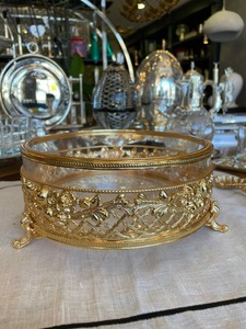 Bol décoratif en métal doré et verre de luxe avec support, idéal pour l'intérieur et les cadeaux, vente en gros depuis l'Inde - Product Image 4