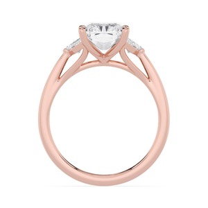 Bague de fiançailles intemporelle en or rose 10K avec diamant de laboratoire taille radiant style Cadillac 2,43 CTW - Product Image 2