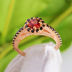 Best Selling Natural Red Garnet Gemstone <b>Ring</b> With Black Onyx 925 Sterling <b>Silver</b> Classy Gold Plated Fine <b>Ring</b> Jewelry For Women - Product Image 3