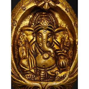 Élégant 3 pouces en laiton Chaturbhuja Lord Ganesha Statue Petite Sculpture Artwork - Product Image 1