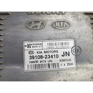 Unidad de Control del Motor Carens I 2002-2006 Usada ORIGINAL 3910823410 - Product Image 3
