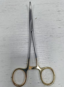 Pince hémostatique à manche doré, longue et courbée, 16 cm, en acier inoxydable, par Dentavex - Product Image 2
