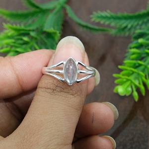 Bague en labradorite bleue naturelle, argent sterling 925, bague artisanale en pierre précieuse, cabochon ovale, bijou statement pour femmes, vente en gros - Product Image 3