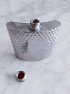 กระติกน้ำเหล็กทนทานพร้อมฝาเกลียว กระติกใส่แอลกอฮอล์แบบพกพา - Product Image 4