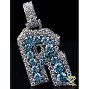 Colgante de Lujo con Letra R Engastada en Diamantes VVS Moissanite, Collar con Inicial Estilo Hip Hop, Colgante Personalizado con Letra R - Product Image 2