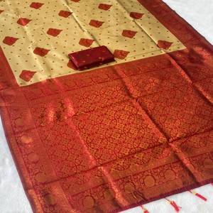Sari en soie Banarasi indienne traditionnelle de luxe VASTRA COTTAGE avec bordure tissée jacquard et travail Butta, idéal pour les mariages et les occasions festives - Product Image 6