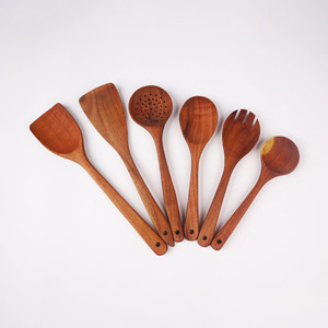 Ustensiles de cuisine en bois naturel biodégradable, spatule de cuisine de qualité supérieure, prix le plus bas, provenant d'une usine vietnamienne. - Product Image 4