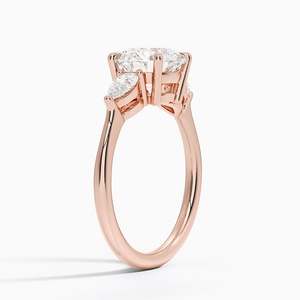 Bague de fiançailles de luxe en or massif 14 carats plaqué rhodium, diamant de laboratoire certifié IGI, 1,11 ct, trois pierres marquise sur le côté - Product Image 2