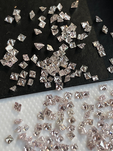 Diamants de laboratoire taille princesse, excellente taille, CVD HPHT, certifiés IGI, couleur rose, VS-VVS, diamants de mêlée pour la fabrication de bijoux - Product Image 3