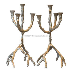 Pièce maîtresse de candélabre en métal finition antique artisanale pour la décoration de dîner de luxe et de scène d'événement de mariage - Product Image 4