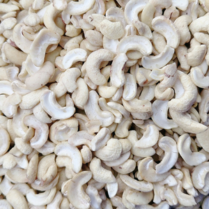Low MOQ Cashew <b>Kernel</b> SANTIGO Cashew <b>Nuts</b> Broken WS LP SP BB <b>Nuts</b> <b>Kernels</b> Reasonable Price - Product Image 1