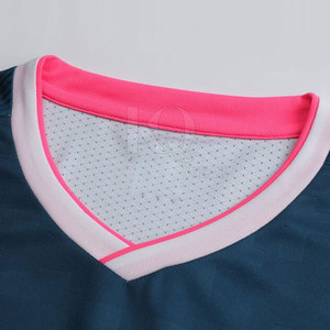 Uniforme de Fútbol Profesional, Poliéster Transpirable, Ligero, Tejido Duradero, Sensación Cómoda, Diseñado para Torneos, Corte Regular - Product Image 3