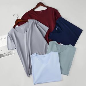 Camiseta de Manga Corta con Cuello en V para Hombre, Corte Regular, Color Sólido, Informal, de Secado Rápido, Tejido de Poliéster, para Verano - Product Image 6