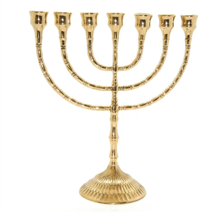 Menorá judía clásica de 7 ramas, de latón pulido dorado, portavelas religioso, candelabro de Hanukkah, decoración para el hogar judío, regalo para el templo I - Product Image 1