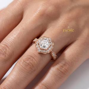 Anillo de Compromiso con Diamante Cultivado en Laboratorio, Forma Hexagonal Atemporal, Detalles Vintage, Oro Sólido de 18K, Regalo de Aniversario, Boda, Fiesta - Product Image 6