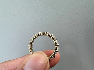 Anillo de Eternidad de Oro de 10K para Mujer con Diamantes Redondos Naturales en Engaste Pavé, Joyería Clásica para Boda o Compromiso - Product Image 2
